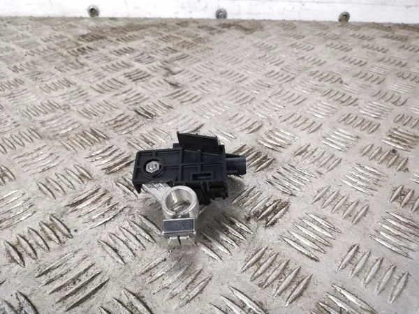Grampo pirotécnico OEM 7173323630 para Toyota C-HR image 3