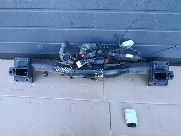 BMW X5 E70 Anhängerkupplungsmodul OEM - Gebraucht image 4