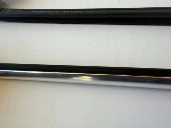 VW Arteon 3G8 Kromi Ikkunatiiviste Oikea Etu OEM 3G8837480 image 3