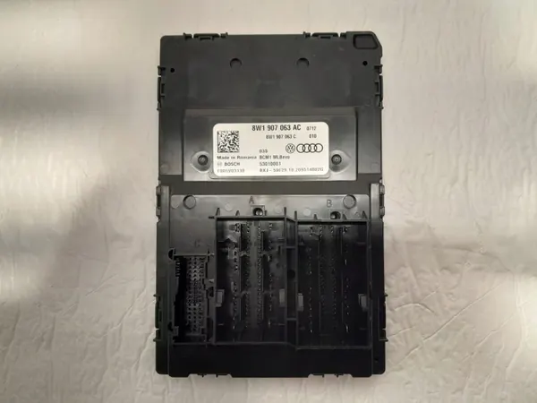 Audi A4 B9 Mukavuusohjain OEM 8W1907063AC image 2