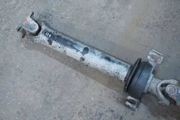 MAZDA B2500 Achter cardanas OEM - Gebruikt image 3