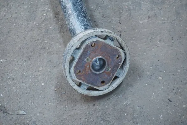 MAZDA B2500 Achter cardanas OEM - Gebruikt image 7
