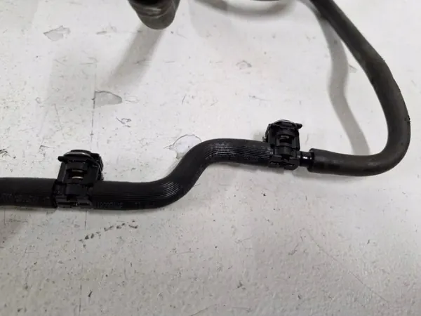 Bränsleöverloppsrör OEM HGF5DF6GUH Volvo V40 II image 3