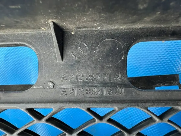 MERCEDES W212 Grill Front 63 AMG image 9
