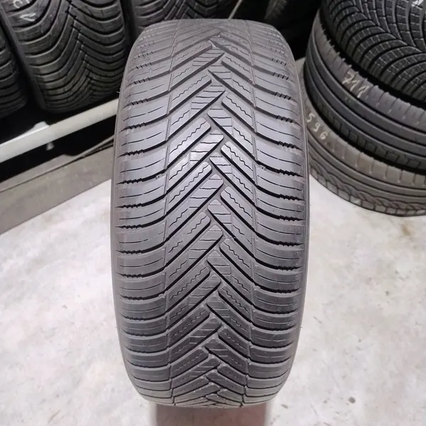 Hankook Kinergy 4S2 H750 195/50R15 Året runt Däck image 2