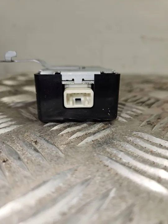 Módulo de porta Toyota Yaris 2007 OEM 897400D010 image 4