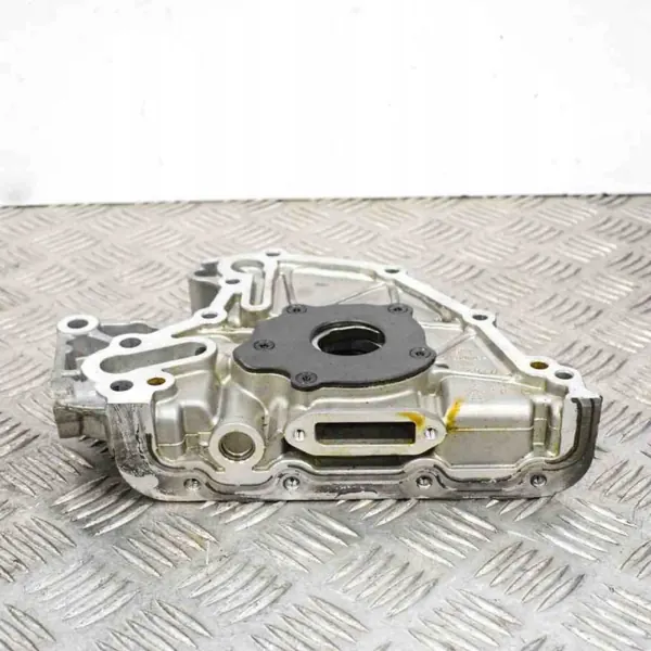 Bomba de aceite VW usado OEM 04C115105C para UP 1.0L image 7