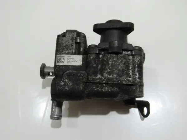 BMW OE 6780848 Pompa Servosterzo E60 E61 N47 image 2