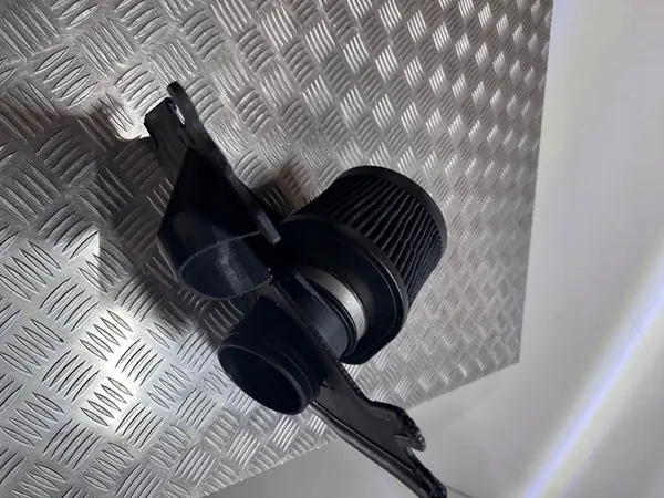 Boîtier de filtre à air BMW E90 E91 E92 E93 M57 325D 330D 335D HDI2505 image 1