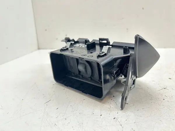 Grade de ventilação do painel Skoda Enyaq iV esquerda 5LA819701A image 3