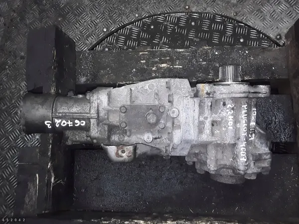 Boîte de transfert Peugeot 4007 2200 HDi 067023 image 1