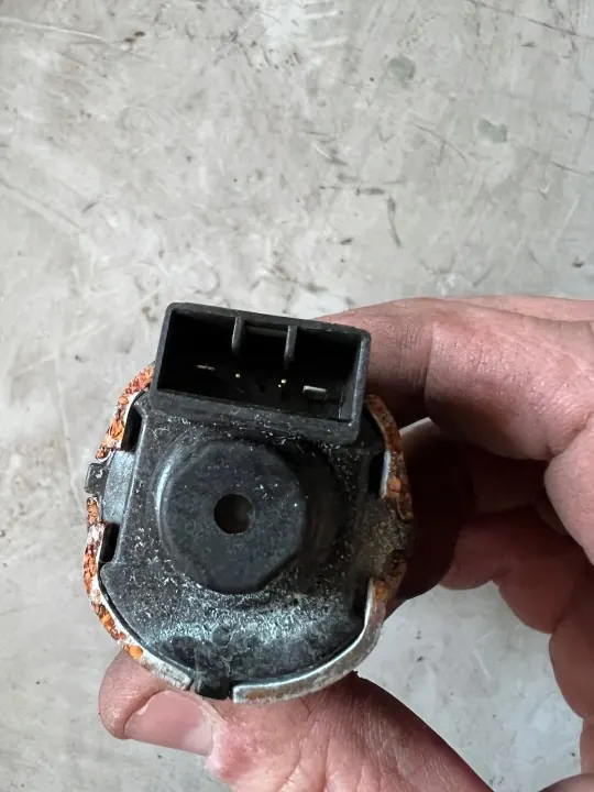 Stolinställningsmotor OEM 88584-C1100 Kia Optima IV image 4