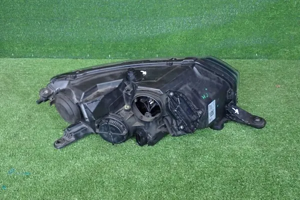 SKODA RAPID 12- Farol Esquerdo OEM 5JB941016B image 3