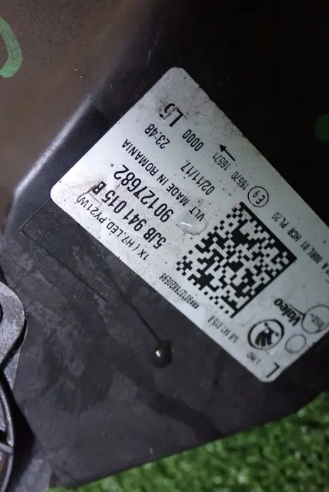 SKODA RAPID 12- Farol Esquerdo OEM 5JB941016B image 7