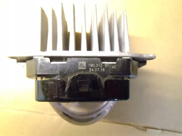 Módulo de control LED universal para luces traseras image 3