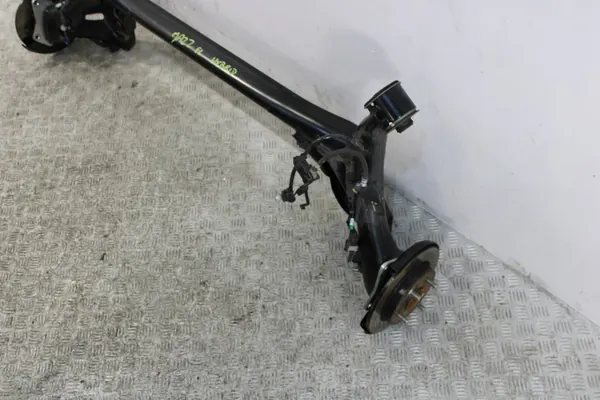 OEM OŚ OŚKA BELKA Achterophanging Honda Jazz V image 3
