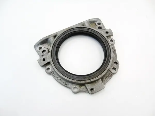 PYÖRÄKOTELLO AUDI 100 C2 C3 1.9 B 10V WH AVANT SEDAN 055103173B image 4