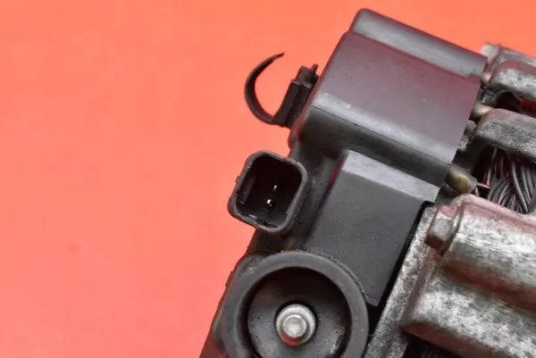 Vaihtovirtageneraattori Ford Focus C-Max 1.8 16V 9688085380 image 8