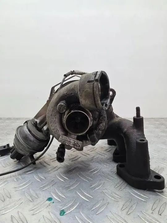 Turbo VW Passat B7 Alltrack 03G253014K 2.0L Diesel image 2