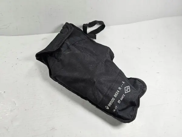 Renault Captur Trekhaak Set OEM 995502180R image 2