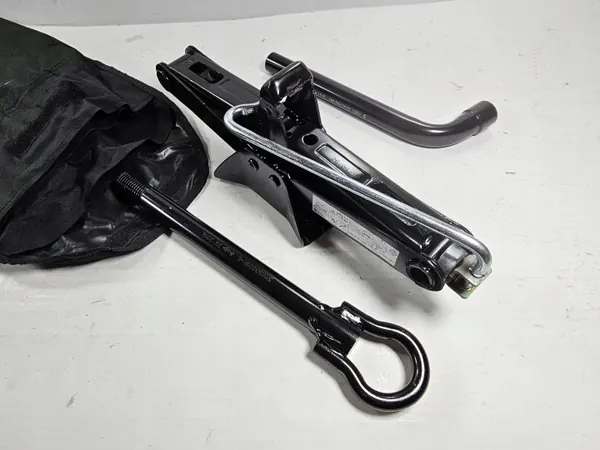 Renault Captur Trekhaak Set OEM 995502180R image 6