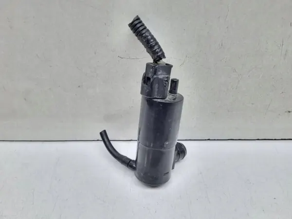 Nissan X-Trail T32 2015 Frontscheibenwaschpumpe OEM 30612 image 2