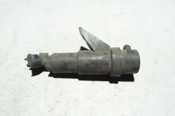 Left Headlight Washer VW PASSAT B5 3B0955978B image 3