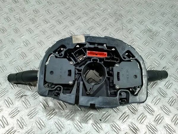 Gecombineerde schakelaar Renault Megane II 1.5 DCI 8200216456 image 3