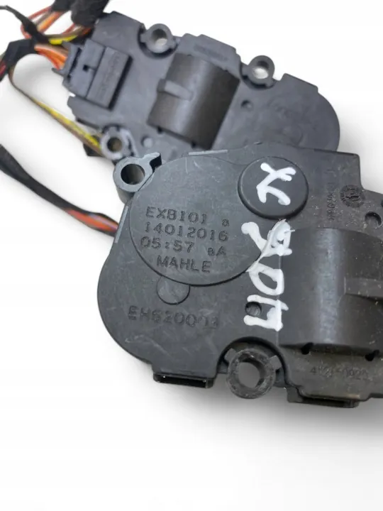 Moteur de chauffage Volvo XC90 2016 OEM 31449164 image 10
