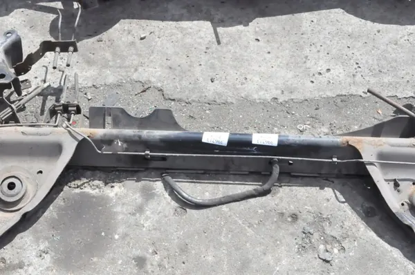 OEM 396213 Hinterachsträger für Renault Clio IV image 3