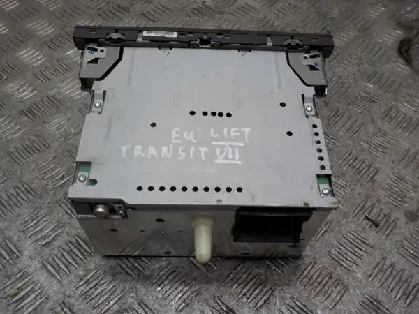 Ford Transit VII Radiospeler OEM 8C1T-18C815-AC image 4
