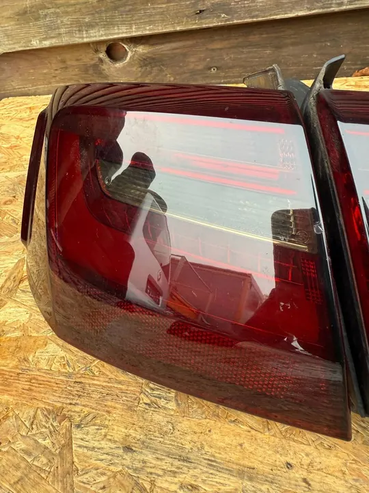 Lámpara trasera derecha Audi A6 C7 Sedan image 7