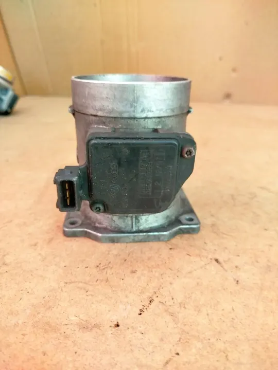 Luftmassenmesser AUDI A4 078133471A HITACHI image 2