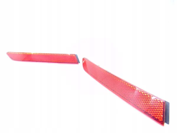 Takavalon oikea takareflektori VW Passat B8 image 2