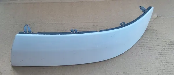 Volkswagen OE Etupuskuri 7H5807717 image 5