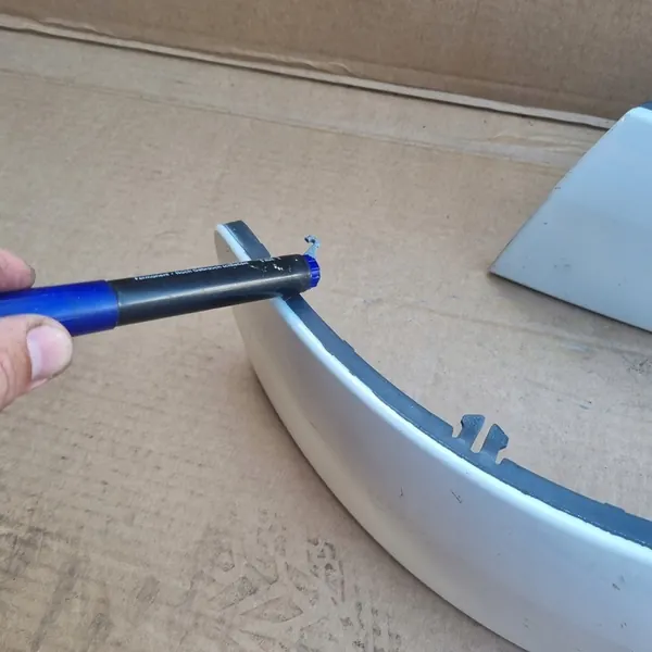 Volkswagen OE Etupuskuri 7H5807717 image 7