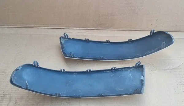 Volkswagen OE Etupuskuri 7H5807717 image 9