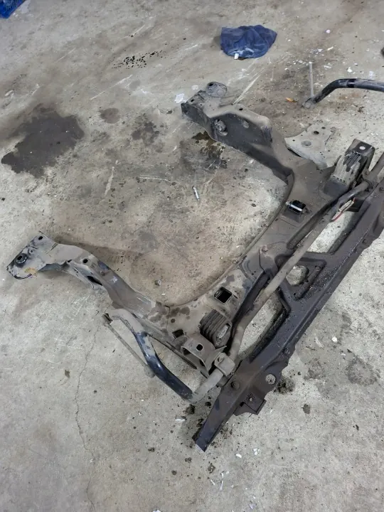 Mercedes W169 voorbalk OEM 899900966 image 2