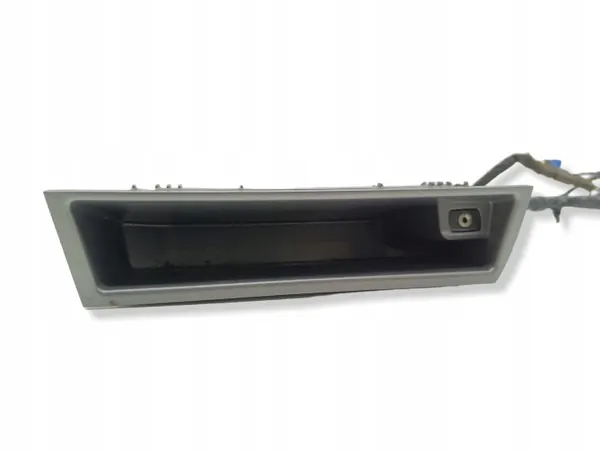 Opel AUX-pistorasia OEM 13255833 Signum 2007 image 4