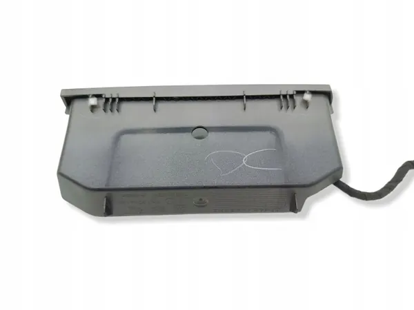 Opel AUX-pistorasia OEM 13255833 Signum 2007 image 7