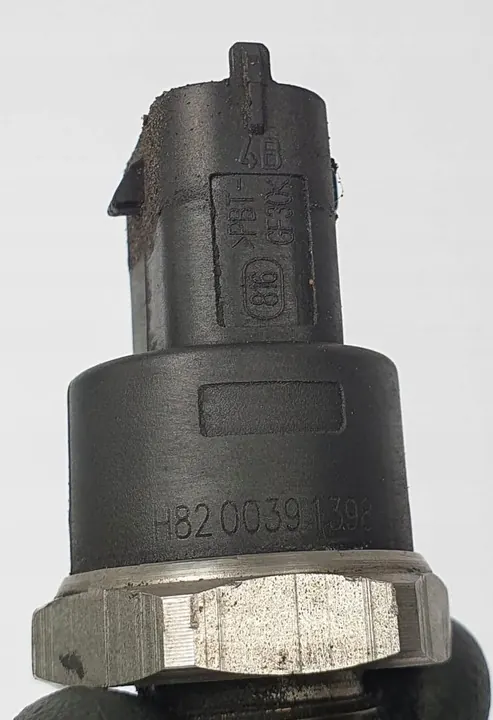 Brandstofdruksensor Renault Espace IV 2.0 DCI 8200391398 image 3