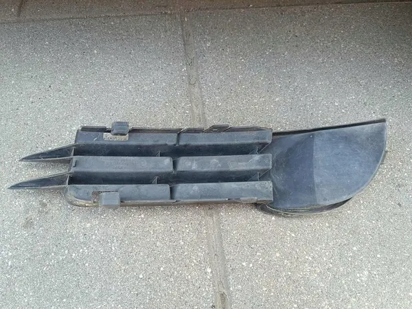 Rejilla de parachoques delantera derecha Audi A3 8P image 4