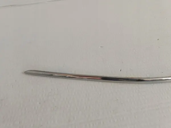 Framstötfångare kromlist vänster Mercedes W204 A2048850721 image 3