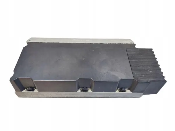 Amplificador Bose Audi Q7 OEM 4L0035223A - Usado image 5