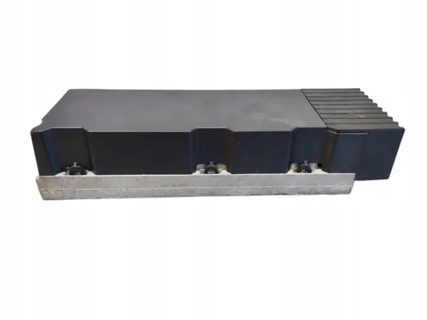 Amplificador Bose Audi Q7 OEM 4L0035223A - Usado image 6