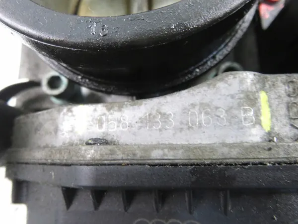 Corpo de borboleta Audi A4 B5 1.8 058133063B image 7