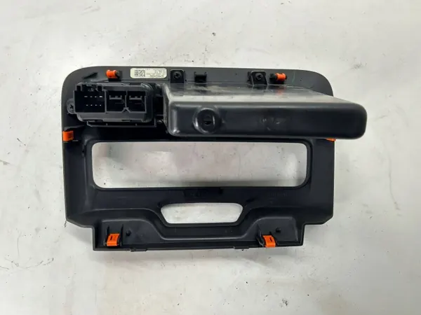 Chrysler USB-poort OEM 6EM06TRMAA - Gebruikt image 7