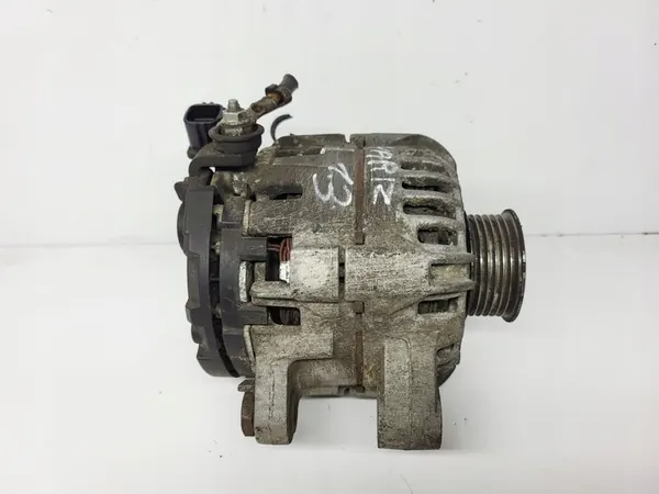 Yaris II 1.3 Vaihtovirtageneraattori 27060-0J051 image 4