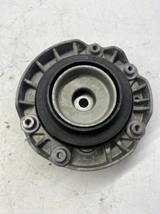 BMW OE 6884181 Jousituslaakeri image 3