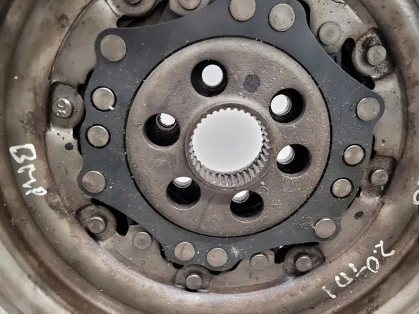 Volkswagen PASSAT B6 2007 Flywheel ESH6568 image 3